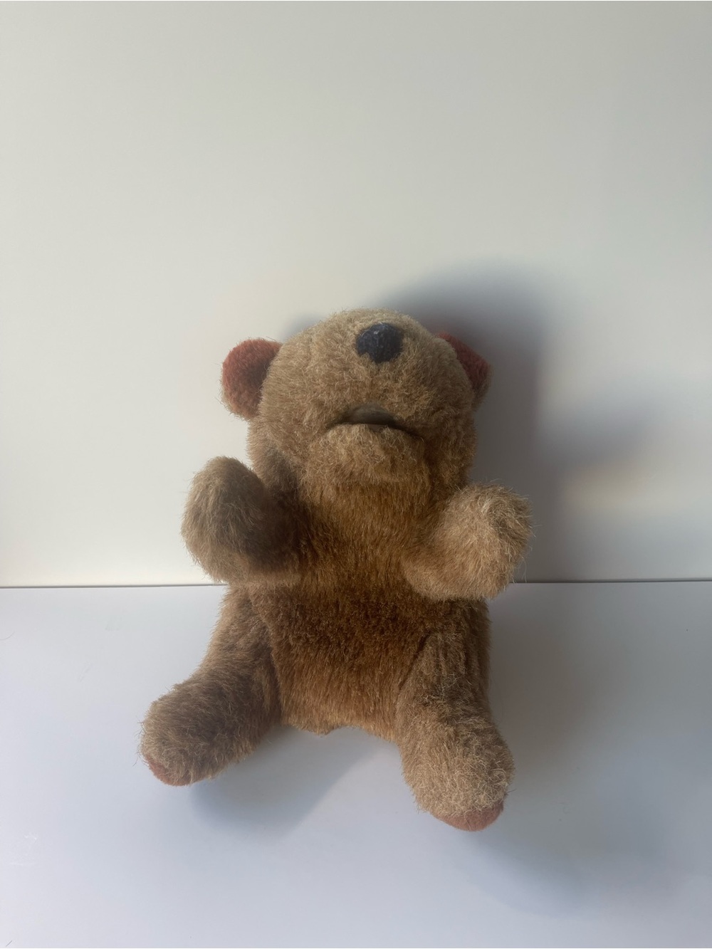 VINTAGE GUND Tan Light BROWN BEAR HAND PUPPET 1985